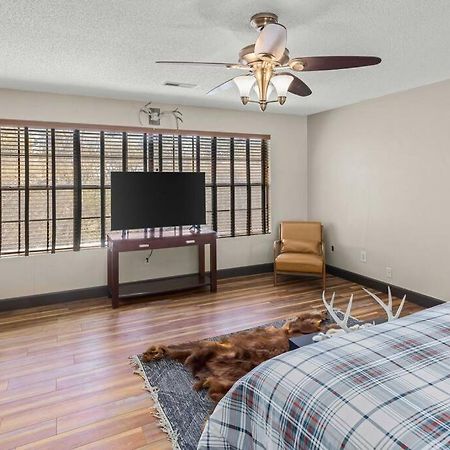 Stonegate Lodge Bear'S Den Kitchen, Pool, Firepit, Wifi ,Smart Tvs Eureka Springs Exteriér fotografie
