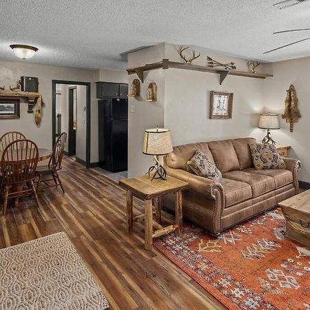 Stonegate Lodge Bear'S Den Kitchen, Pool, Firepit, Wifi ,Smart Tvs Eureka Springs Exteriér fotografie